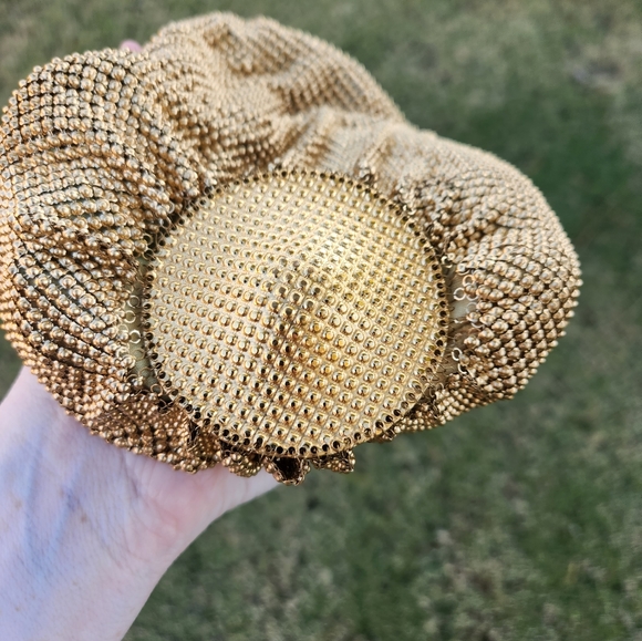 1930s unique Schiaparelli Whiting And Davis Mesh Bag - Picture 7 of 10